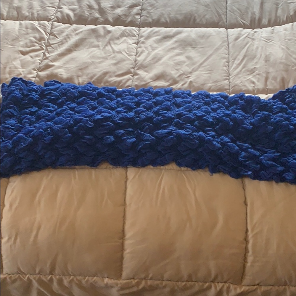 Scarf - Picture 2 of 2